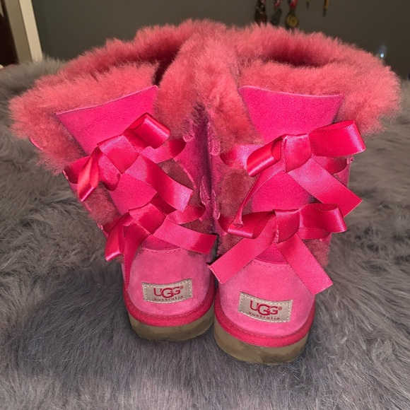 Ugg boots - Picture 2 of 2